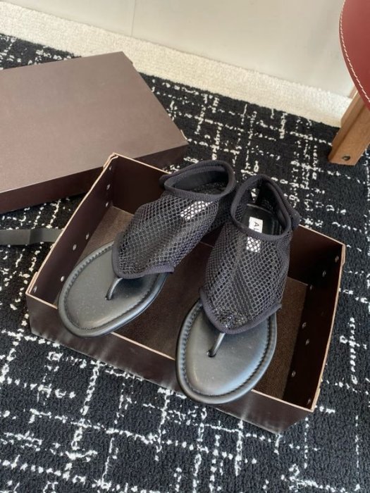 Сандалі жіночі фото 3