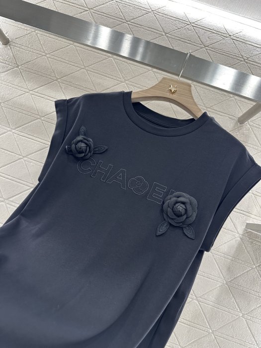 T-shirt women's фото 8