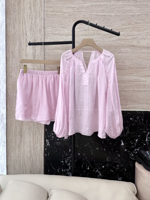 Костюм женский