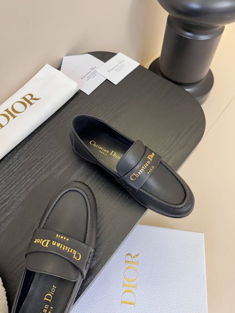 Лоферы женские фото 4