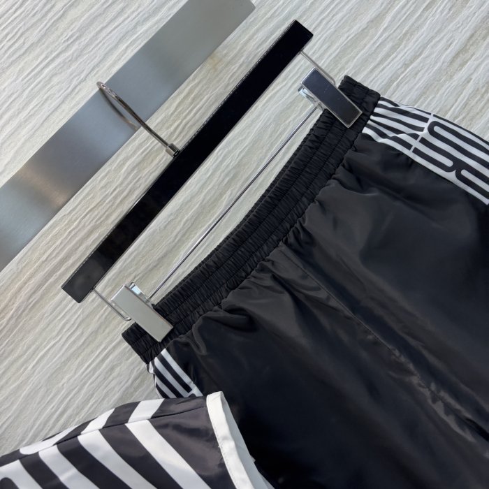 Костюм женский фото 6