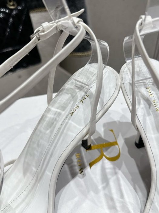 Босоножки фото 4