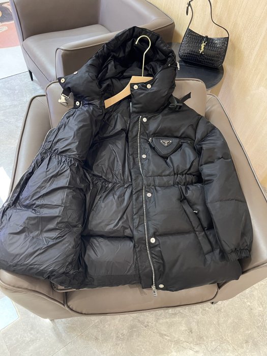 Down jacket фото 4