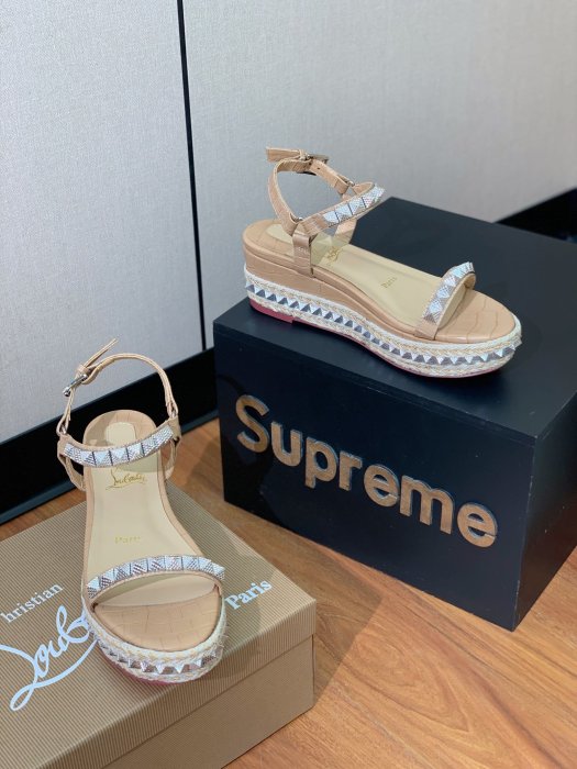 Босоножки фото 4