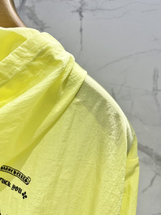 Куртка жіноча фото 8