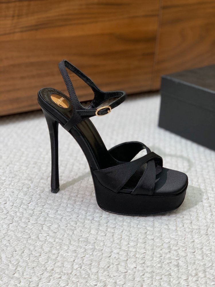 Босоножки фото 5