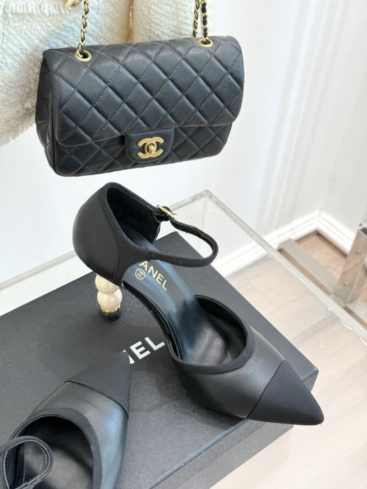 Босоножки фото 5