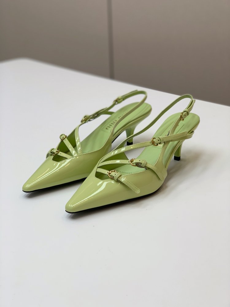 Босоножки фото 5