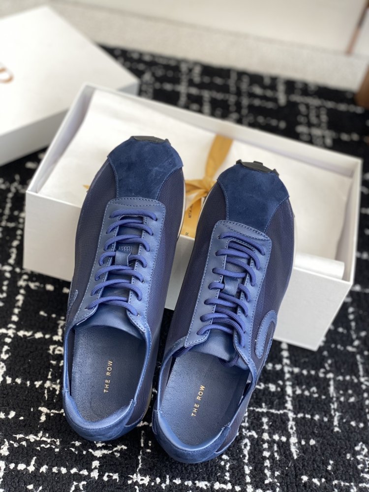 Кросівки жіночі фото 4