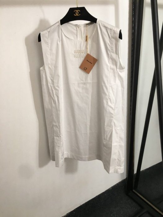 Костюм женский фото 2