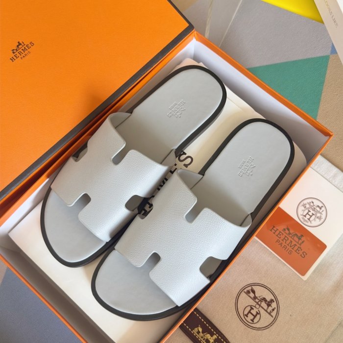 Шлепанцы женские фото 5