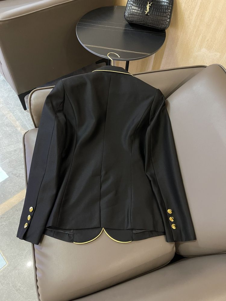 A jacket female фото 3