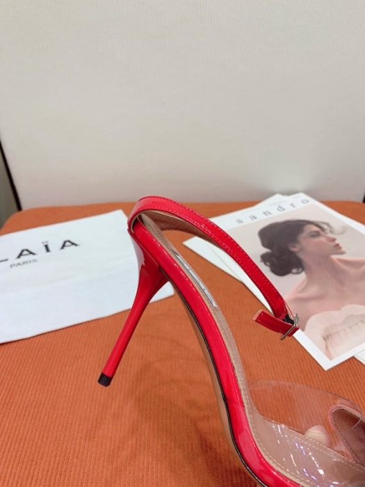 Босоножки фото 6