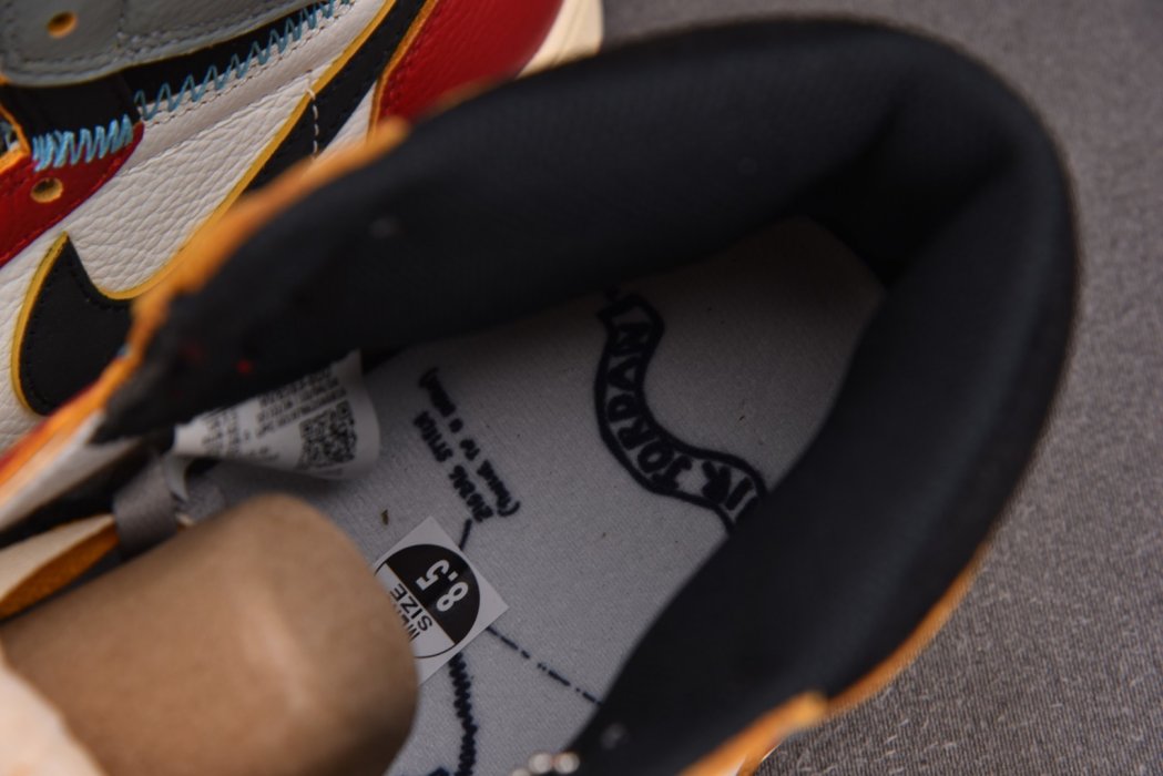 Кроссовки Union LA x Air Jordan Air 1 Retro High OG SP Chicago Shadow фото 10