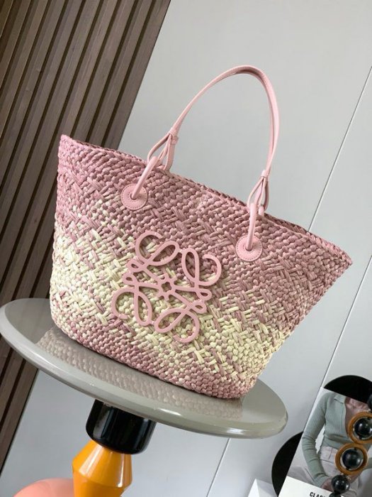 A bag women's Anagram Basket wicker 46 cm