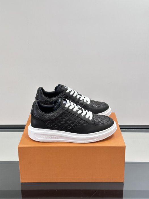 Кроссовки мужские