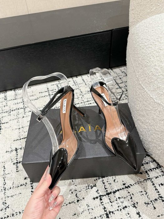 Босоножки фото 4