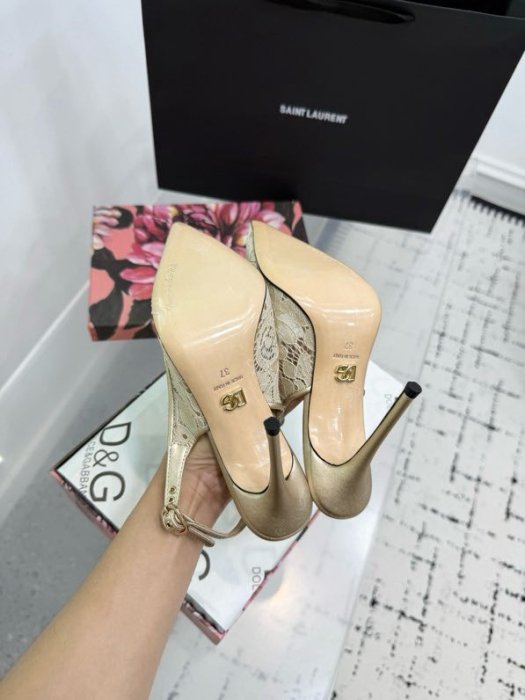 Sandals on high heel фото 9