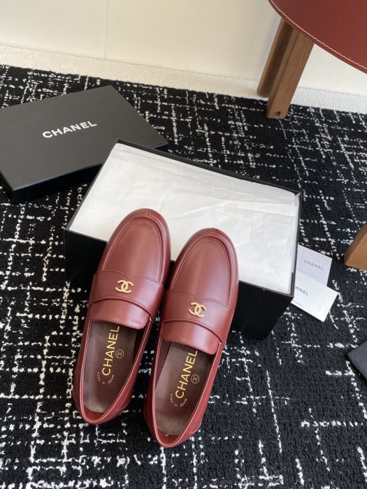 Лоферы жіночі фото 4