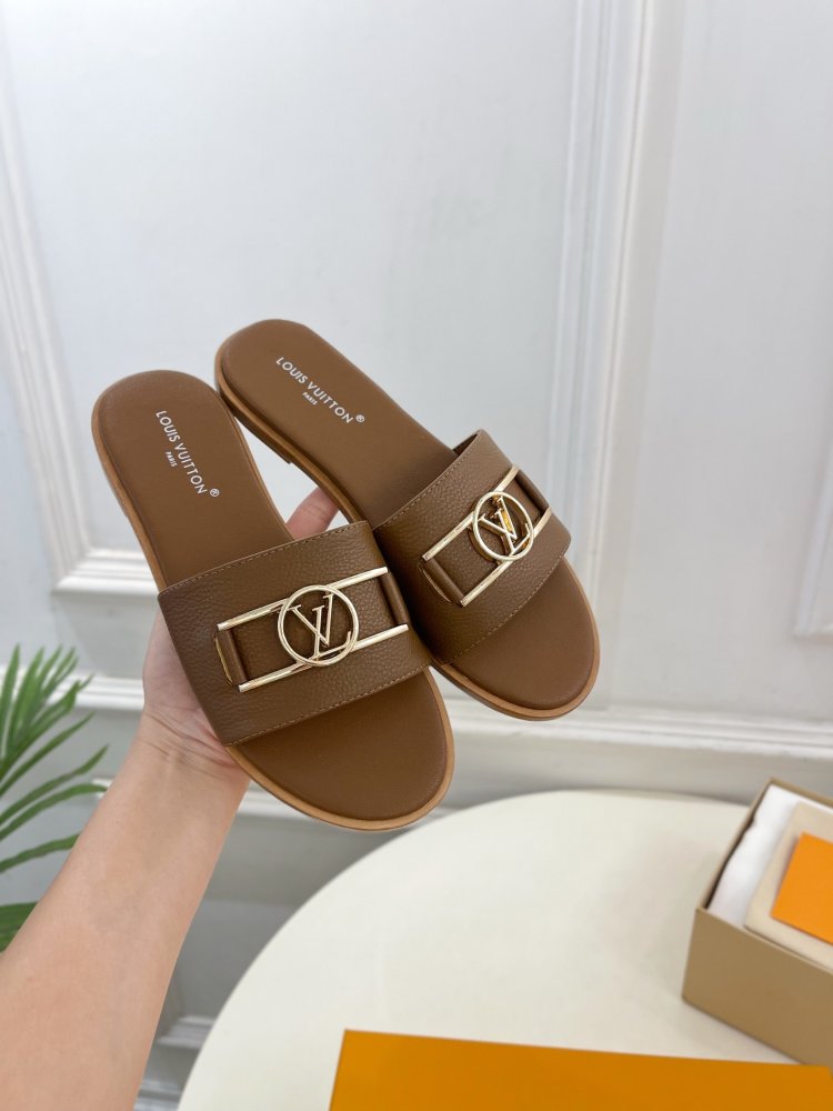 Шлепанцы женские фото 5