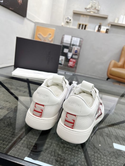 Кроссовки фото 8