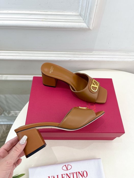 Босоножки фото 4