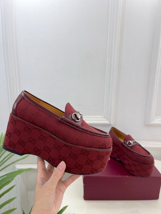 Туфли женские фото 4