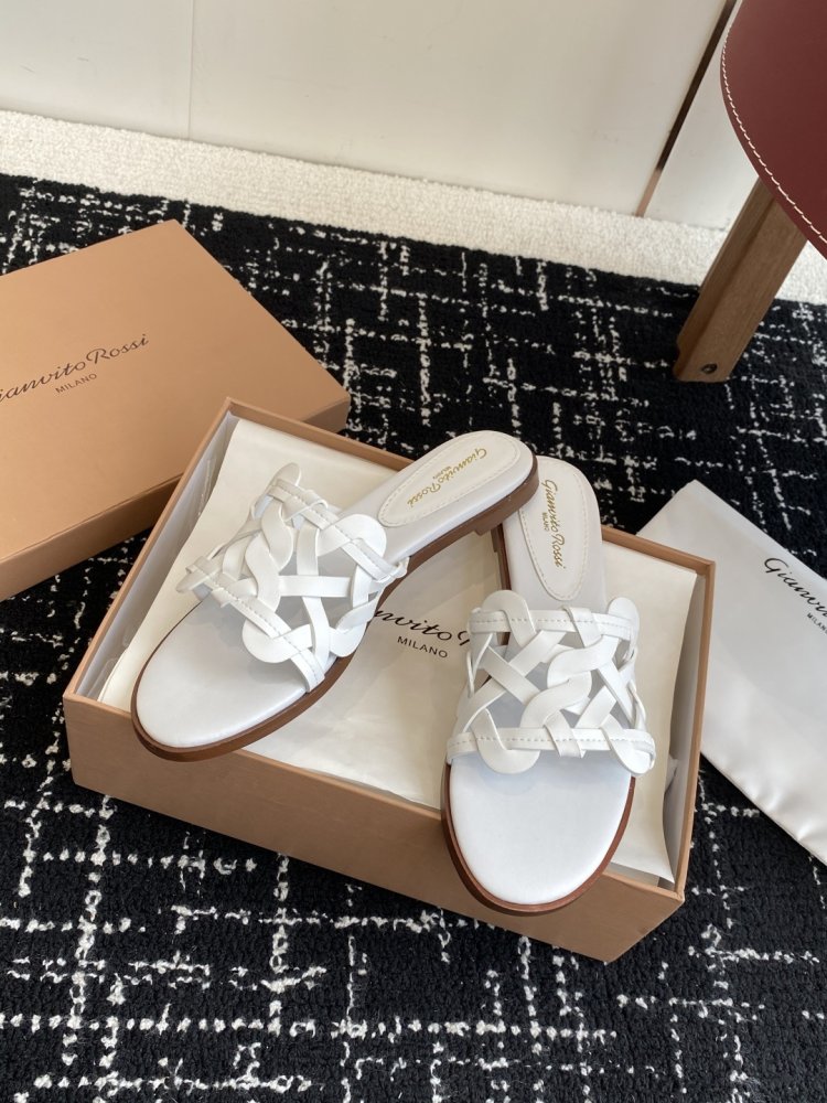 Шльопанці жіночі фото 5