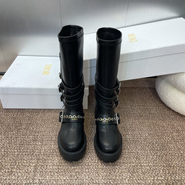 Boots women's