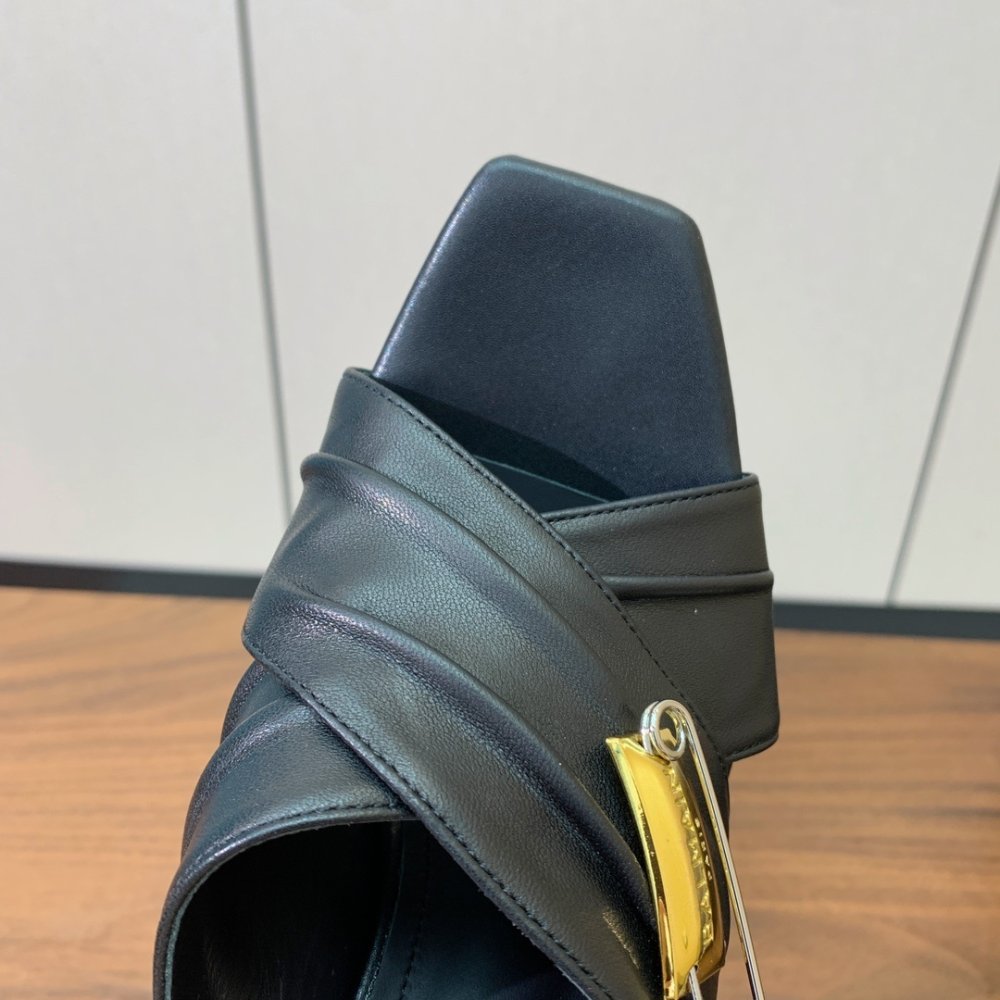 Босоніжки фото 6