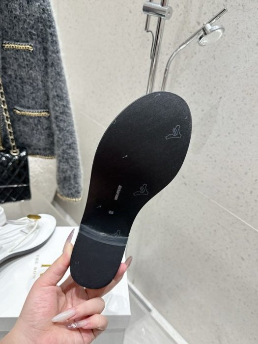 Босоножки фото 6