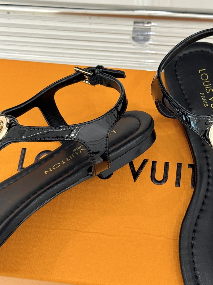 Сандалии женские фото 6