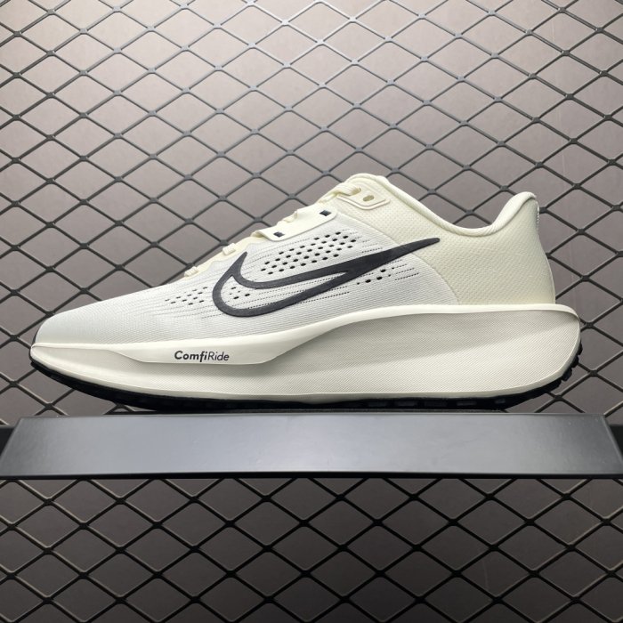 Кроссовки Quest 6