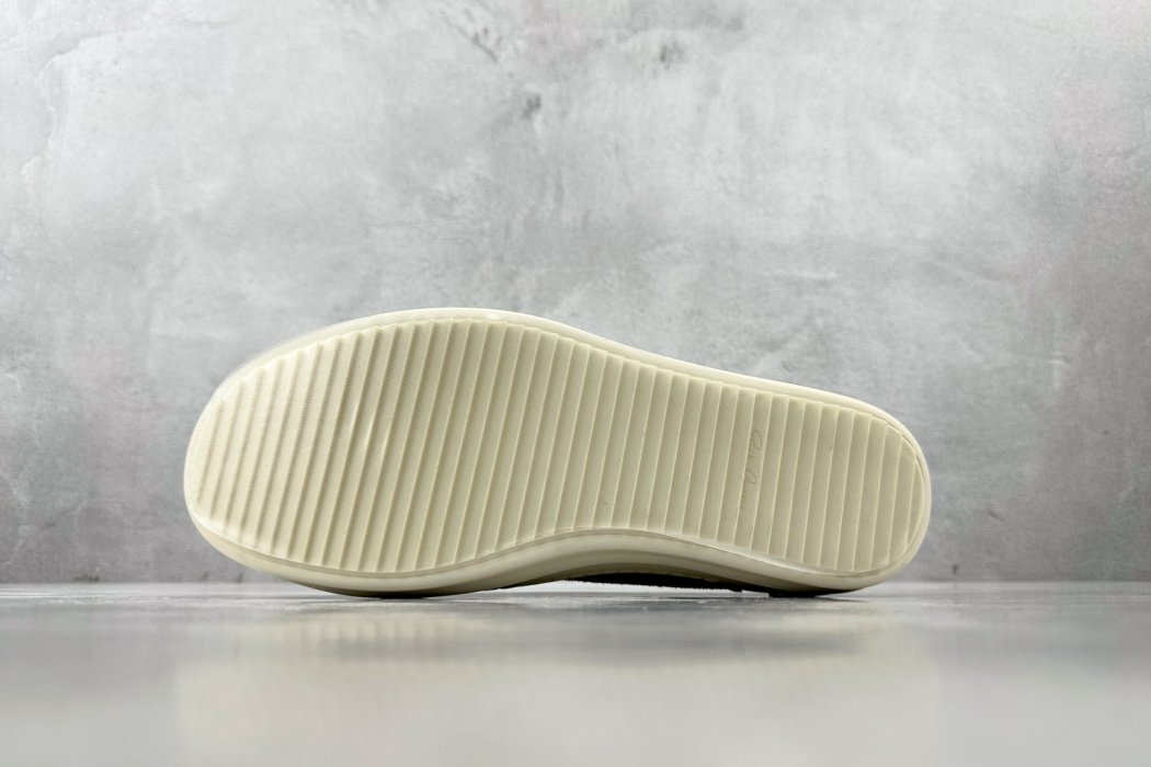 Кроссовки фото 4