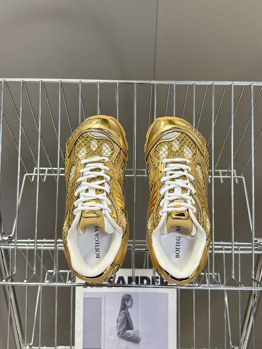 Кроссовки фото 6