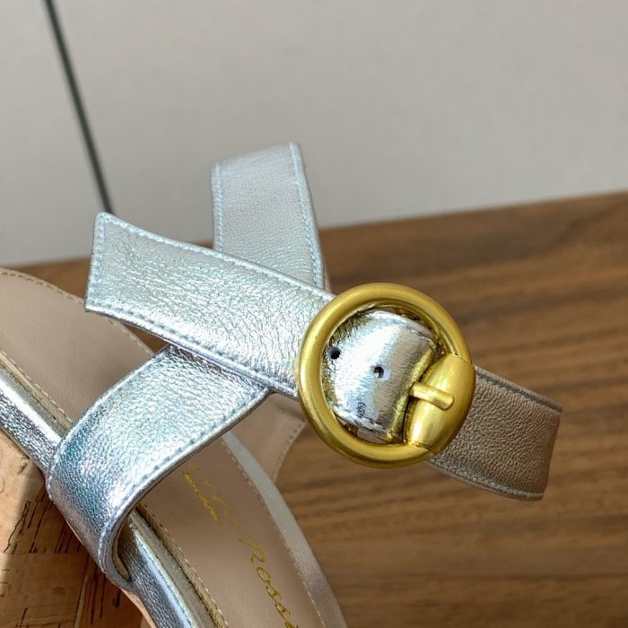 Босоножки фото 9