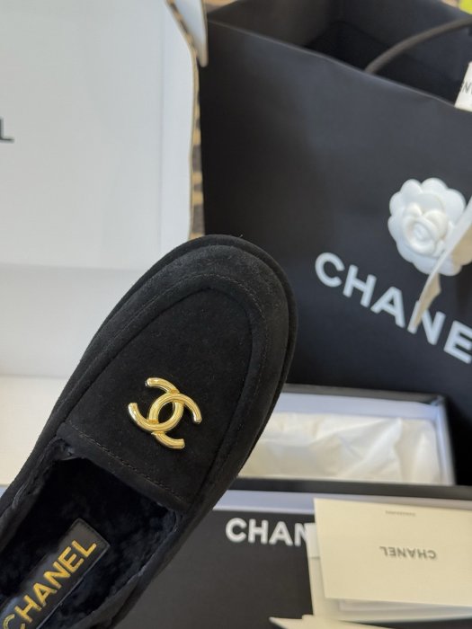 Туфлі жіночі фото 4