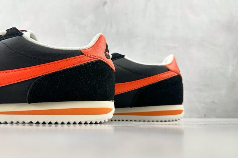 Кроссовки Nike Classic Cortez фото 8