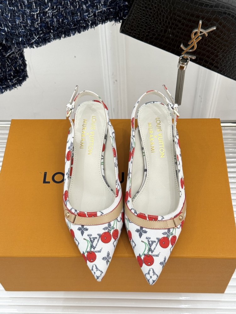 Босоножки фото 4