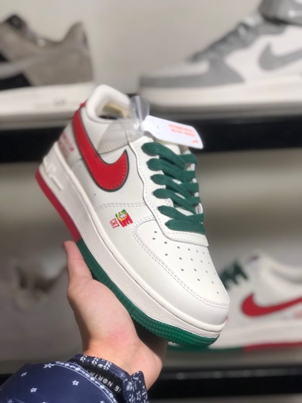 Nike air force 1 green and red hotsell