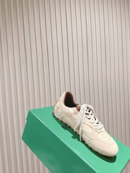 Кроссовки фото 9