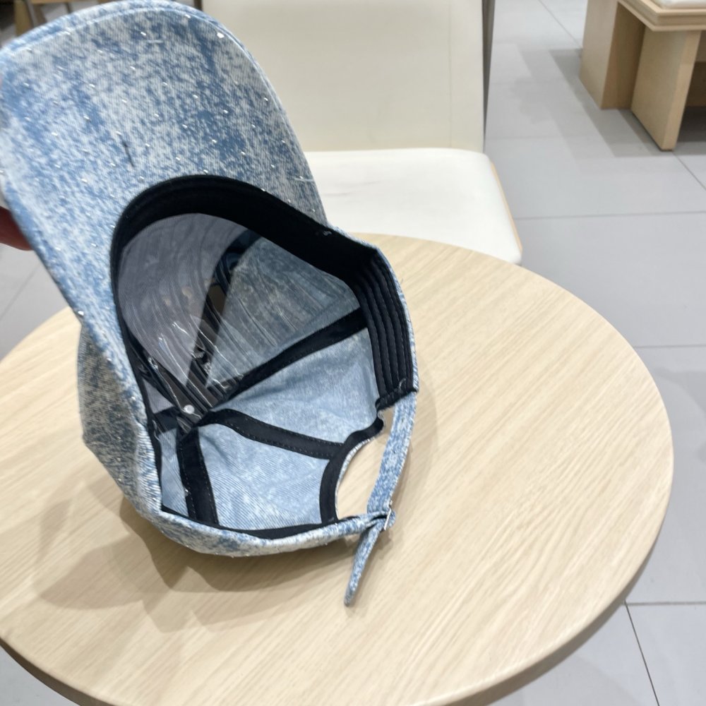 Кепка фото 9