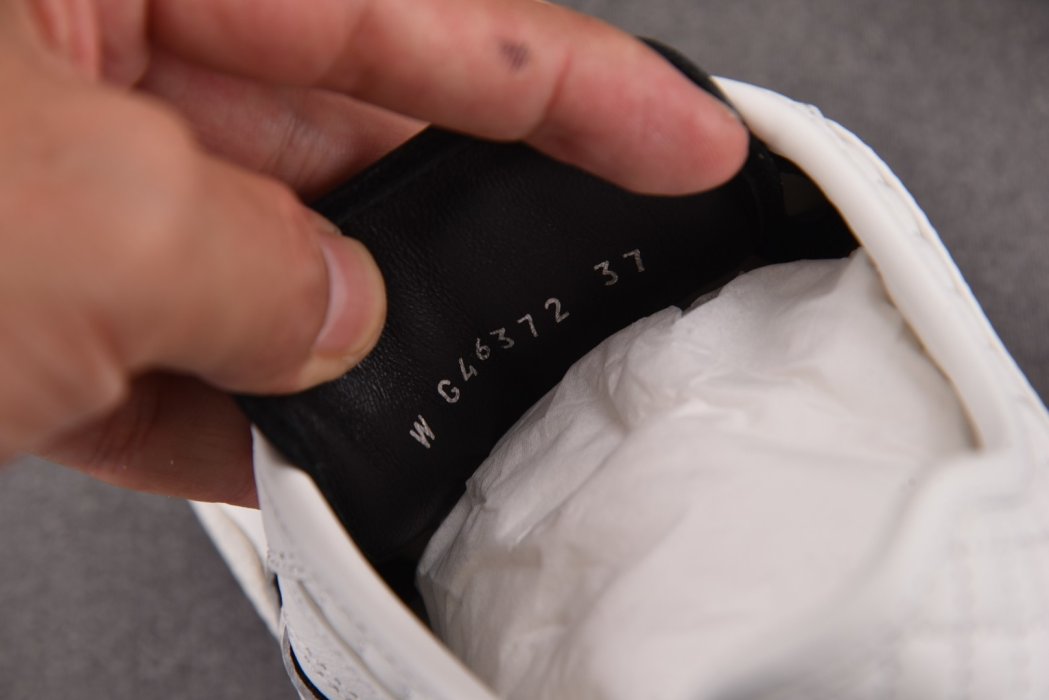 Sneakers CHANEL 25 фото 14