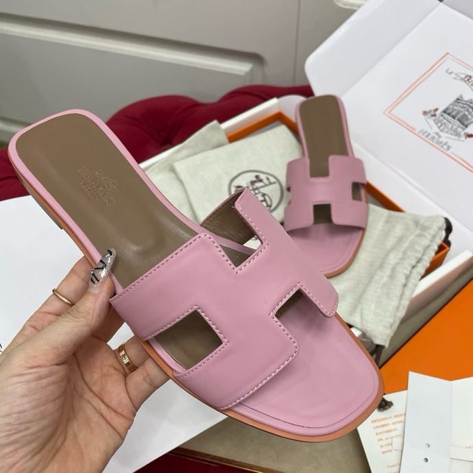 Шлепанцы Oran женские