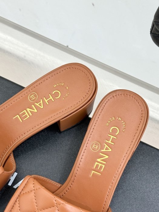 Босоножки фото 8