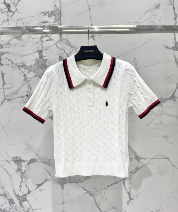 Футболка женская