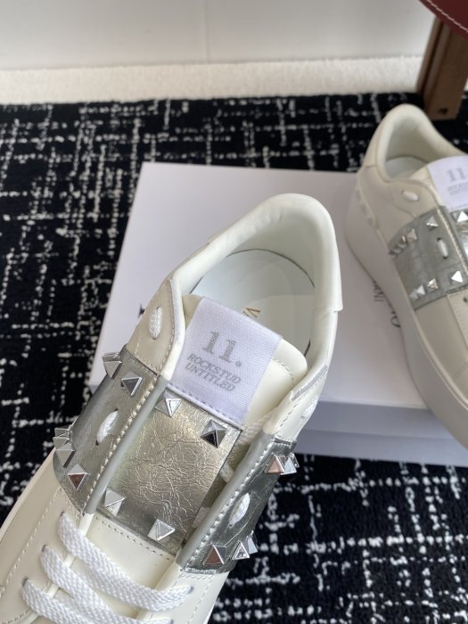 Кроссовки женские фото 7