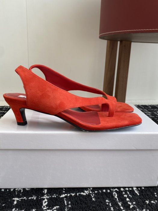 Босоножки фото 2