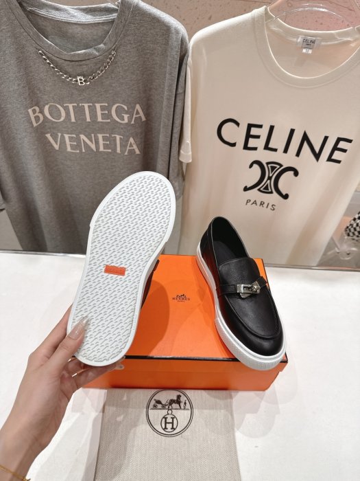 Лоферы женские фото 9