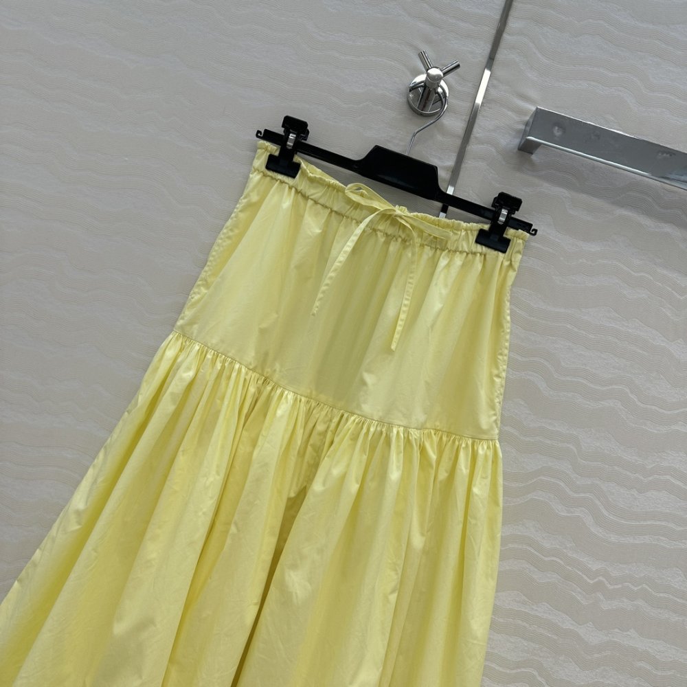 Long skirt on expositions фото 2